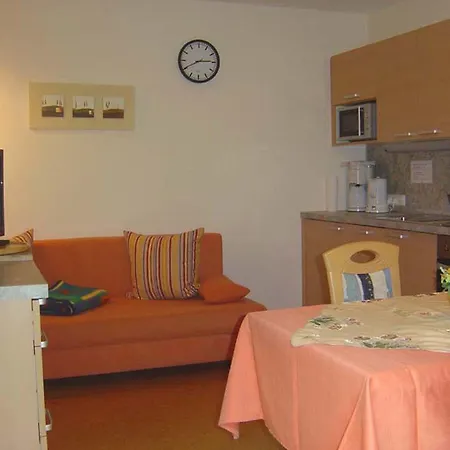 Gaestehaus Emberger מאיירהופן