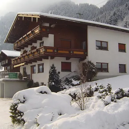 Gaestehaus Emberger Apartment